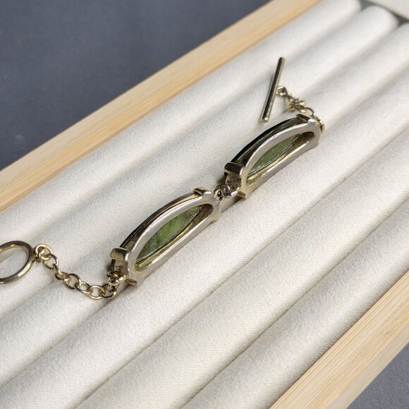 Faceted Green Peridot Stone Gold Tone Bracelet Toggle Clasp Small 5 1/4 in - Picture 6 of 7